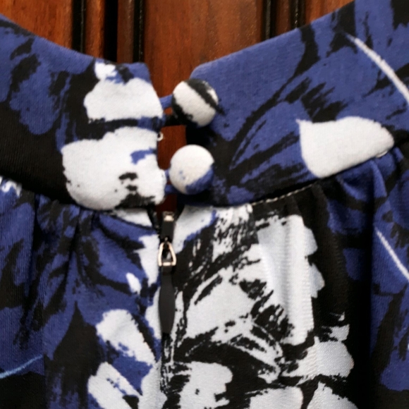 Banana Republic Dress - Picture 6 of 6